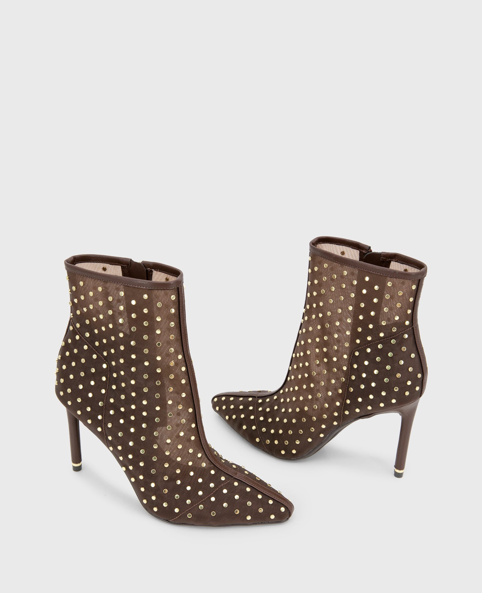 Kenneth Cole Reaction Shoes Quincy Mesh Micro Stud Heel Ankle Bootie stivaletti marroni