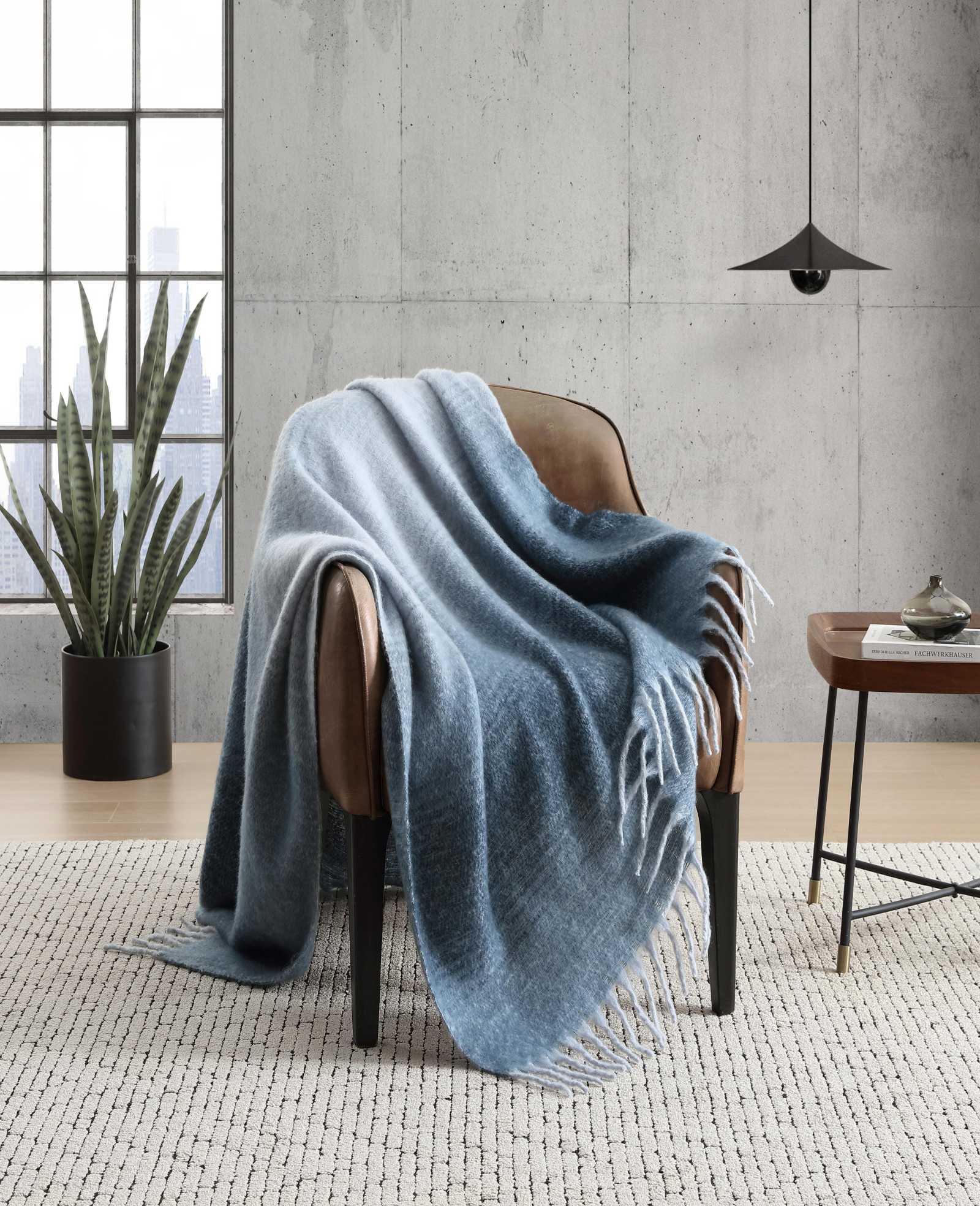 Kenneth Cole Reaction Home & Bedding Urban Ombre coperta blu 50 x 70 poliestere