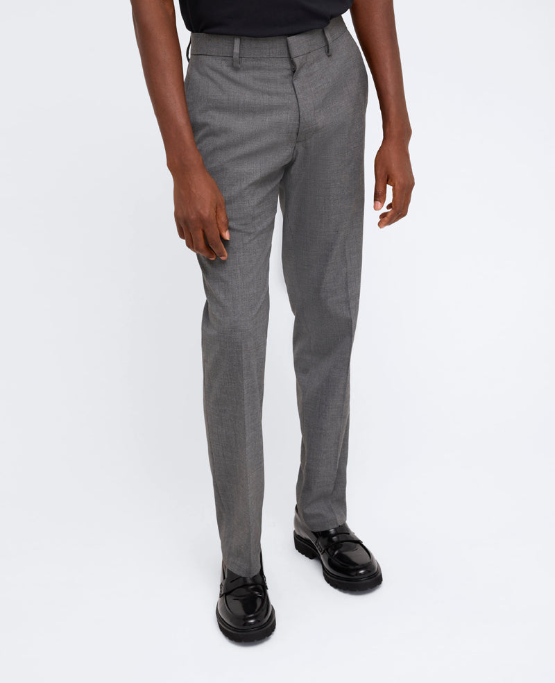 Kenneth Cole Reaction Clothing Slim-Fit Stretch Twill Dress Pant pantaloni grigi