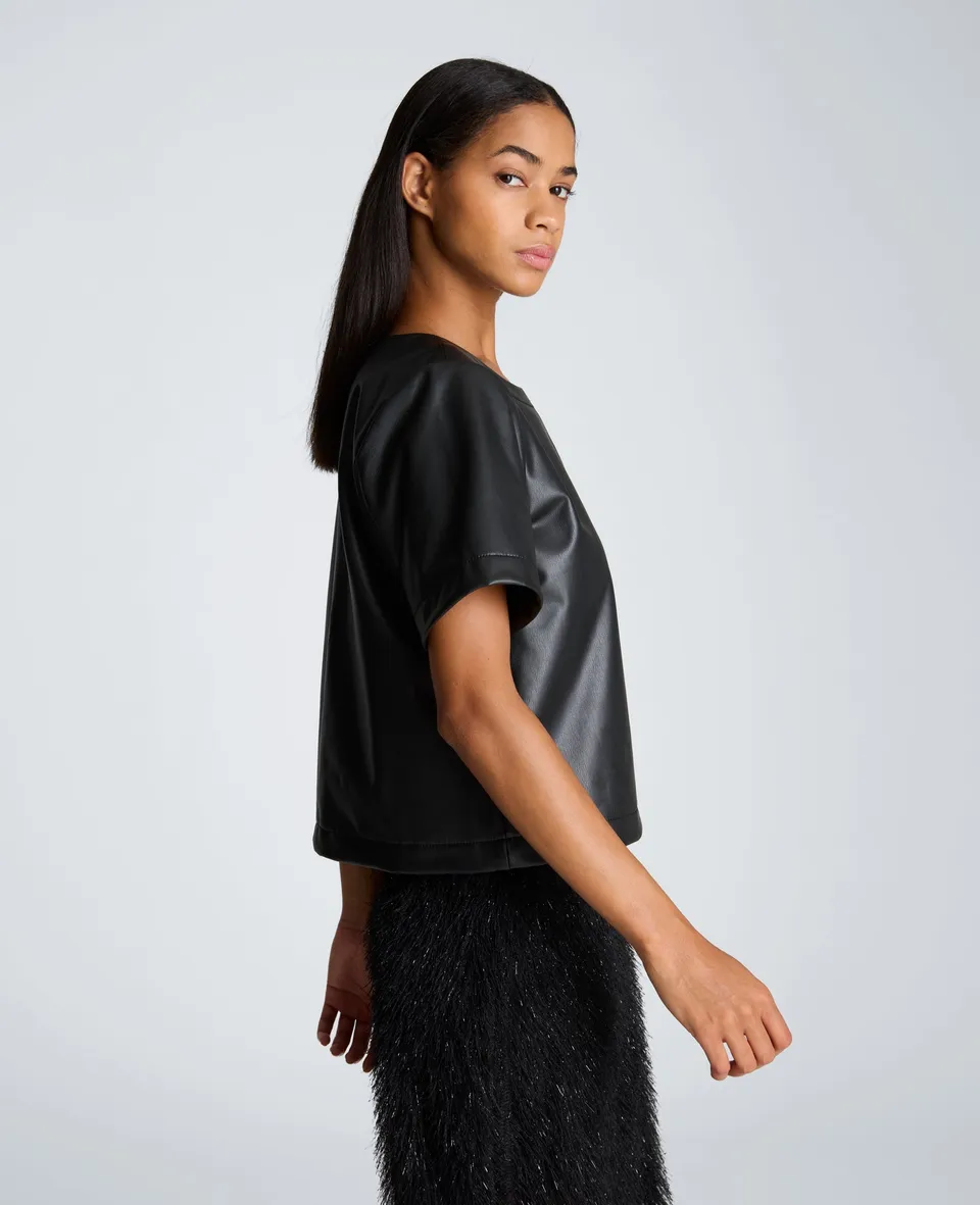 Kenneth Cole Reaction Clothing Short Sleeve Cropped Tee maglia corta nera