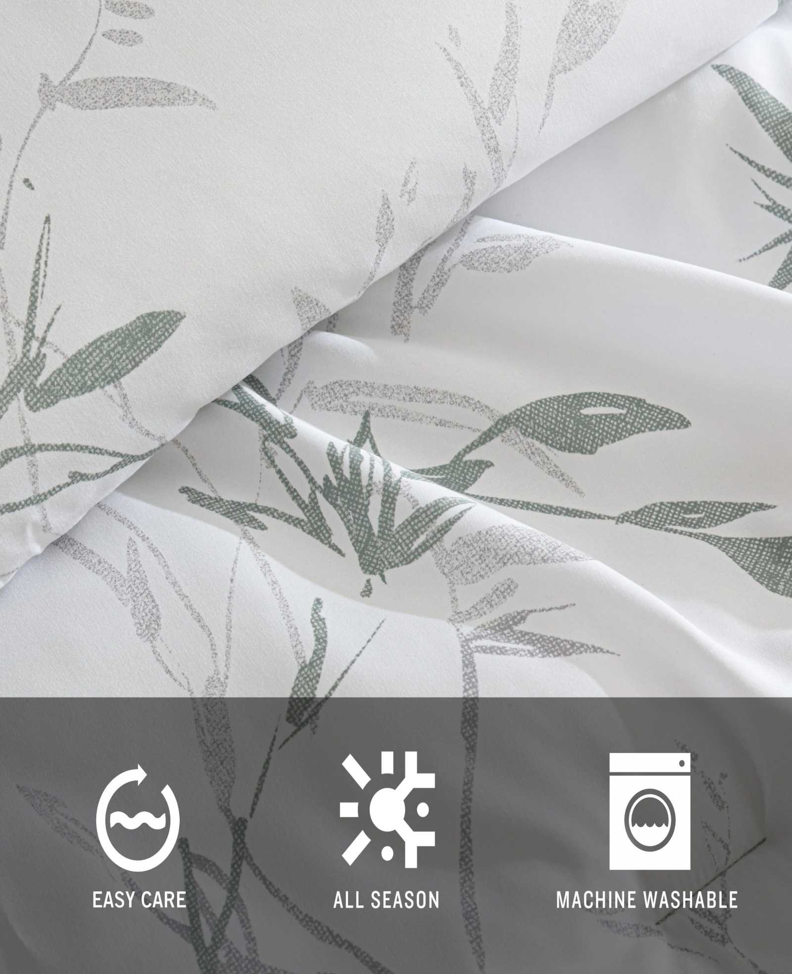 Kenneth Cole Reaction Home & Bedding Ink Wash Vine Comforter + Sham Set set piumone verde