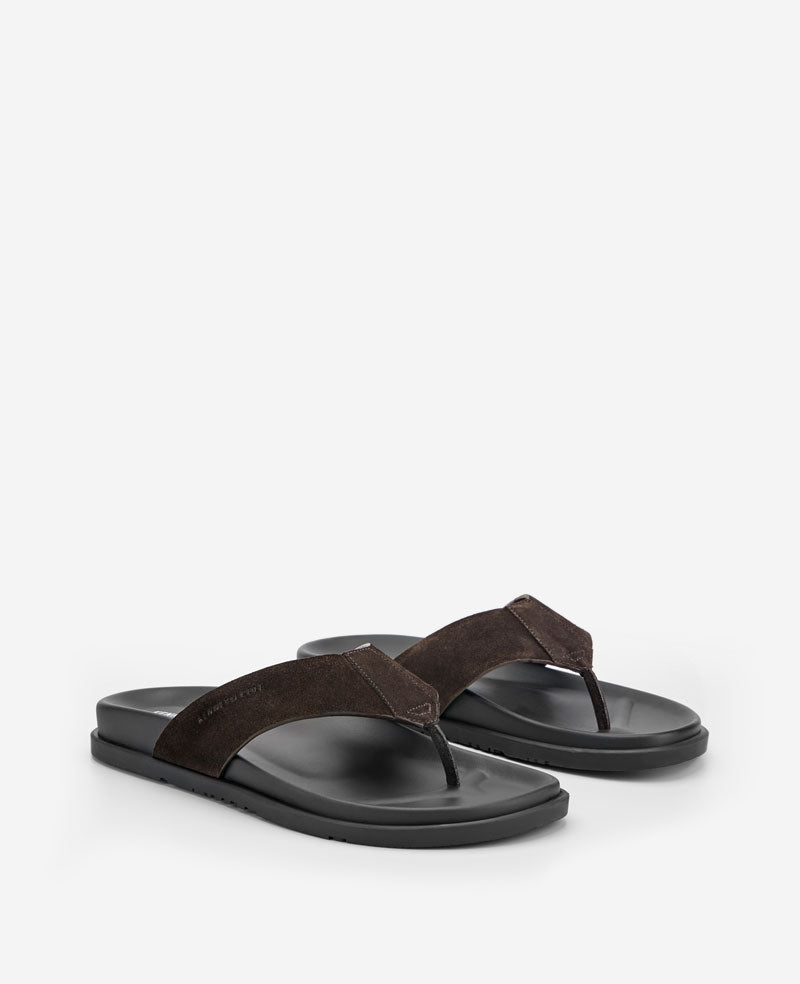 Kenneth Cole Reaction Worly Leather Sandal sandali infradito camoscio moka