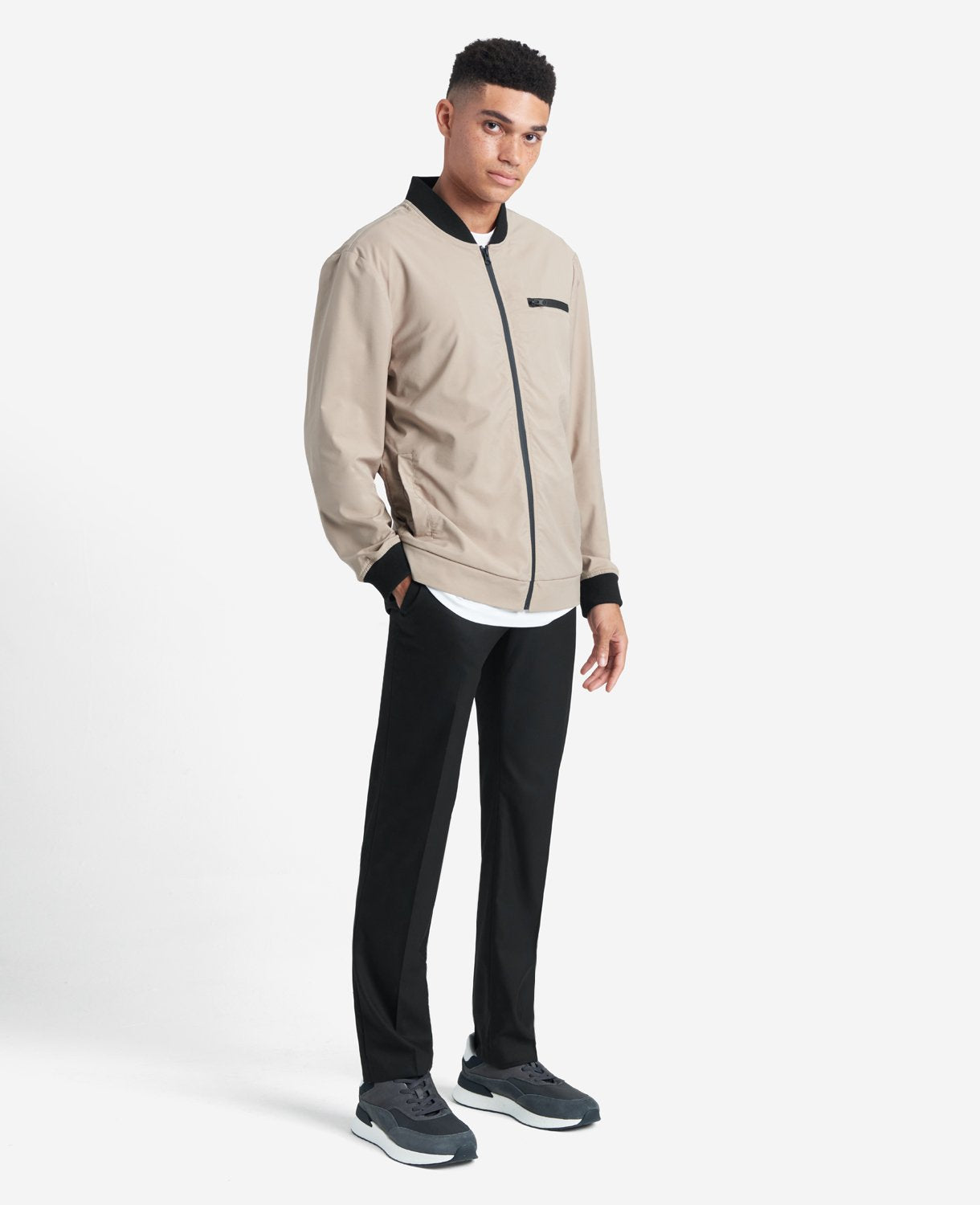 Kenneth Cole Reaction Clothing Slim-Fit Stretch Twill Dress Pant pantaloni neri
