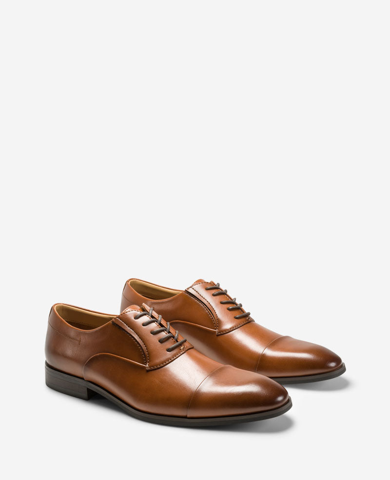 Kenneth Cole Reaction Shoes REACTION Heath Cap Toe Lace Up Oxford scarpe Cognac