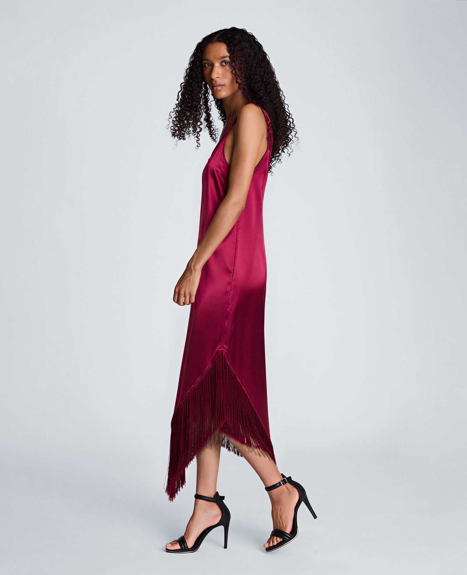 Kenneth Cole Reaction Clothing Fringed Hem Liquid Satin Midi Dress abito midi Red Plum 0 in raso