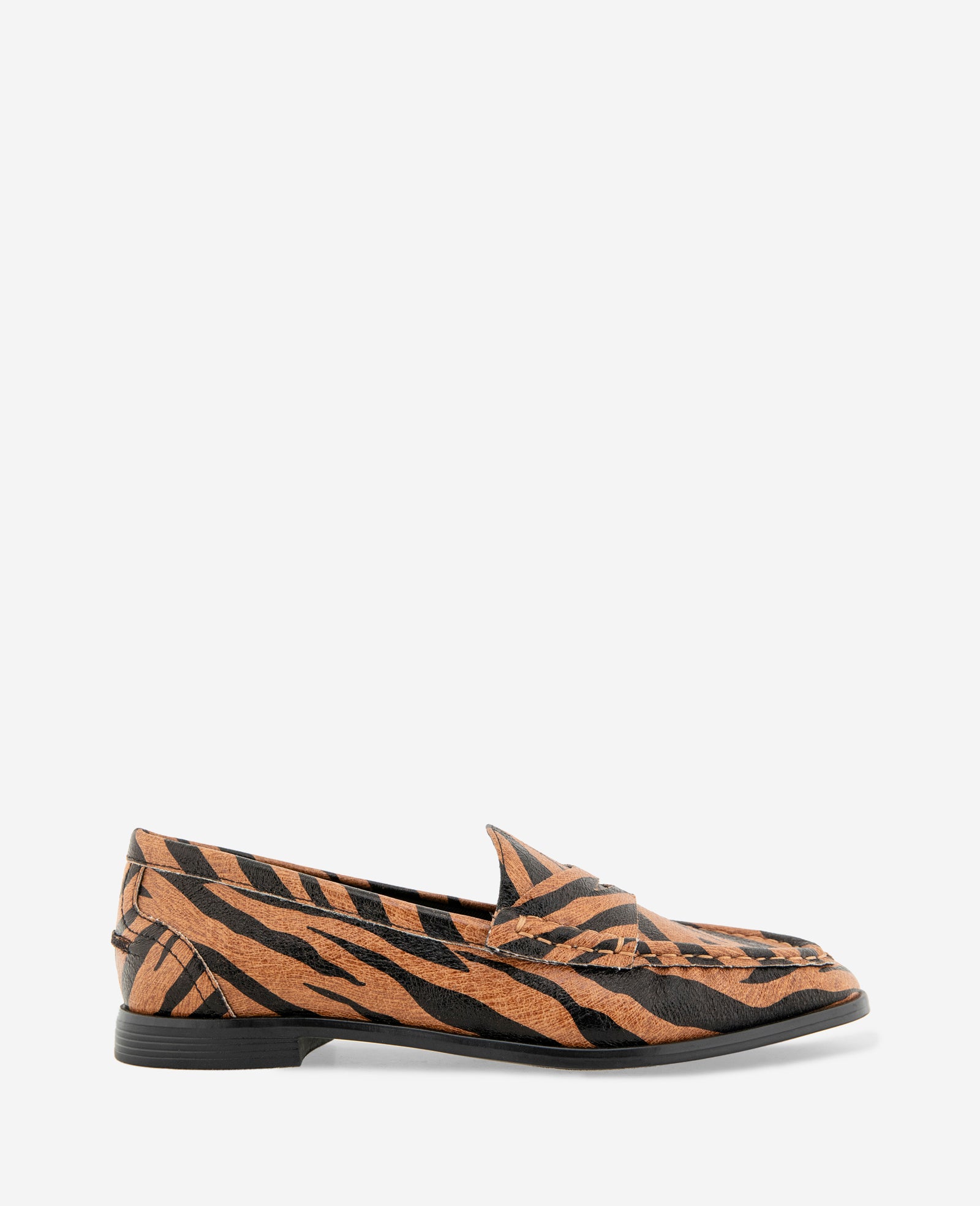 Kenneth Cole Reaction Shoes REACTION Zoila Zebra Loafer mocassino nero stampa zebra