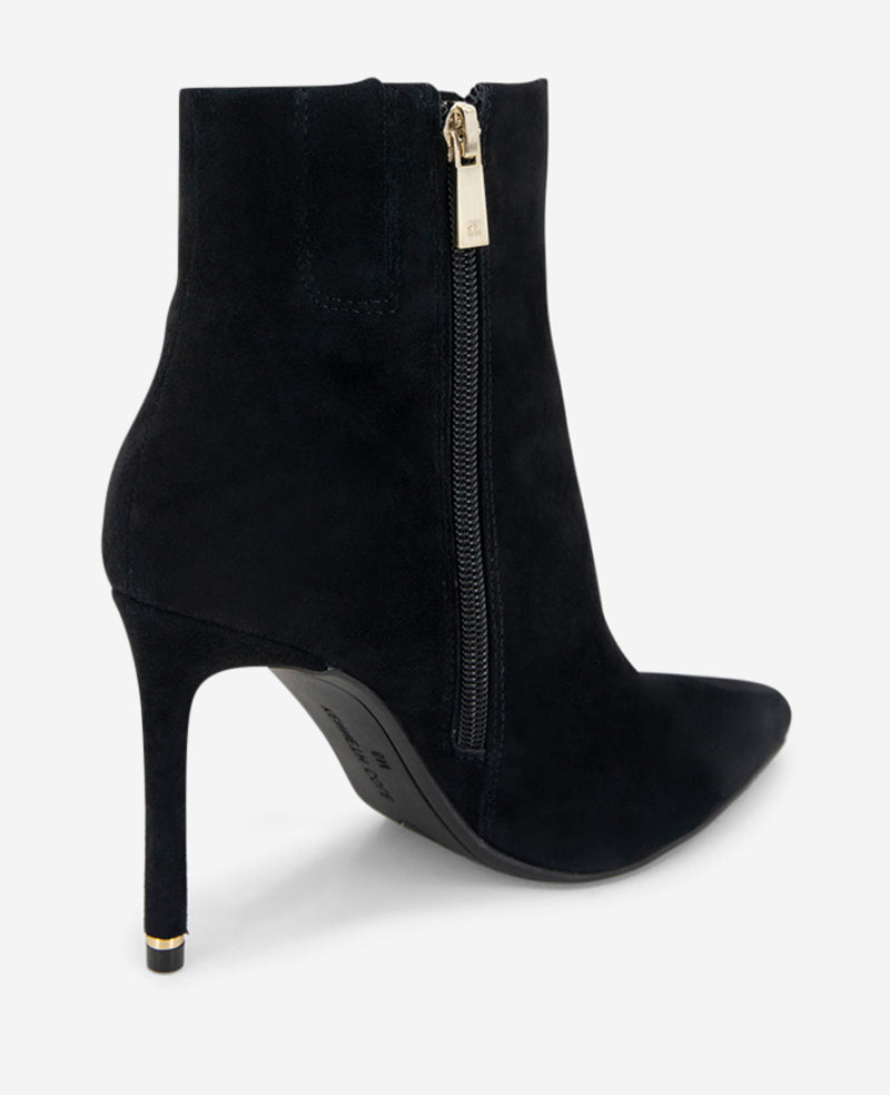 Kenneth Cole Reaction Shoes Quincy Suede Heel Ankle Bootie stivaletti neri in suede