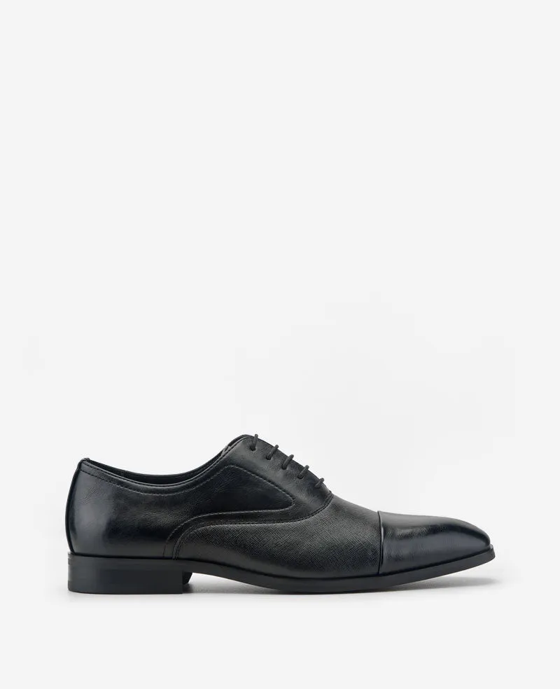 Kenneth Cole Reaction REACTION Hector Cap Toe Oxford scarpe nere