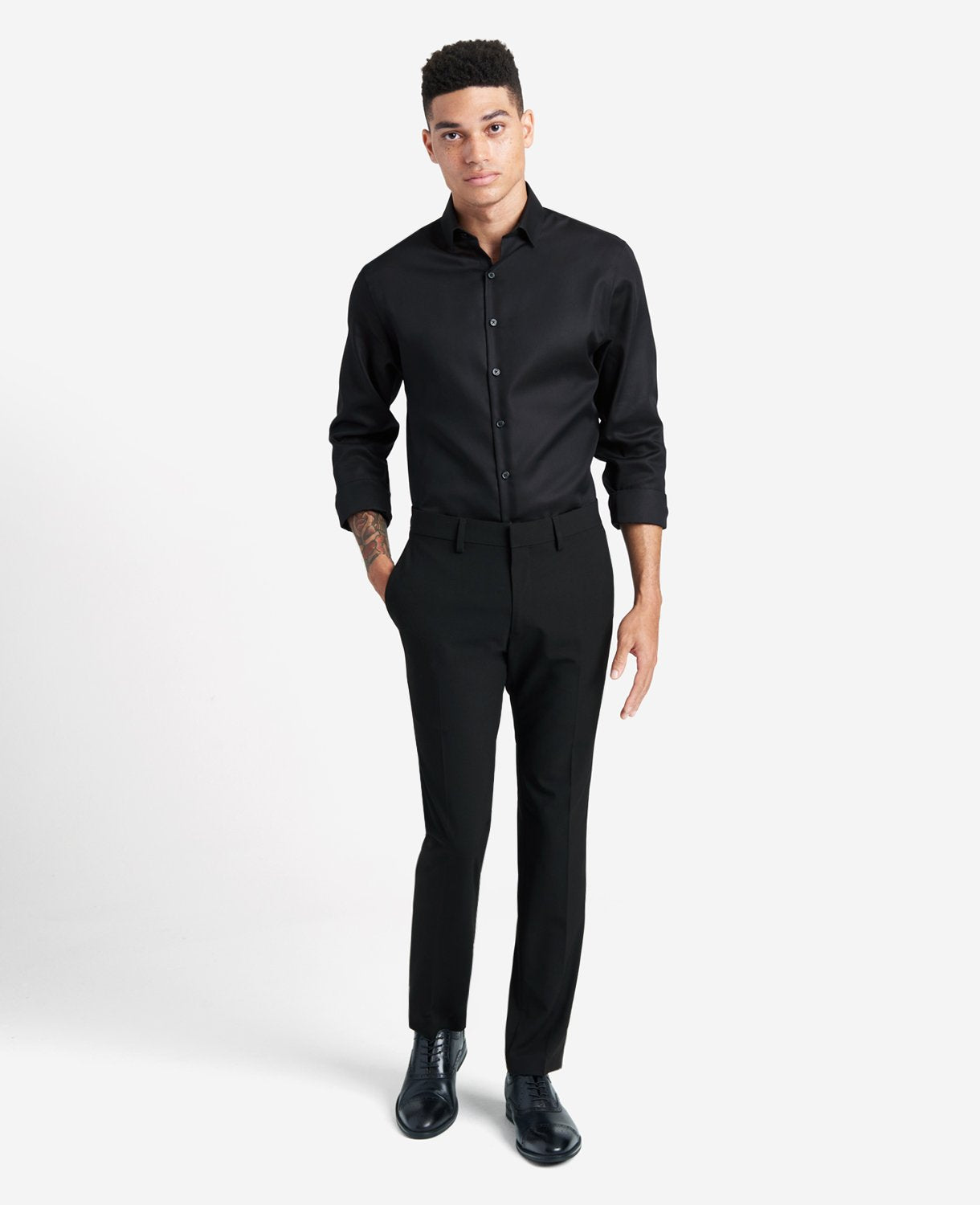 Kenneth Cole Reaction Clothing Slim-Fit Button-Down Stretch Dress Shirt with TEK FIT camicia nera