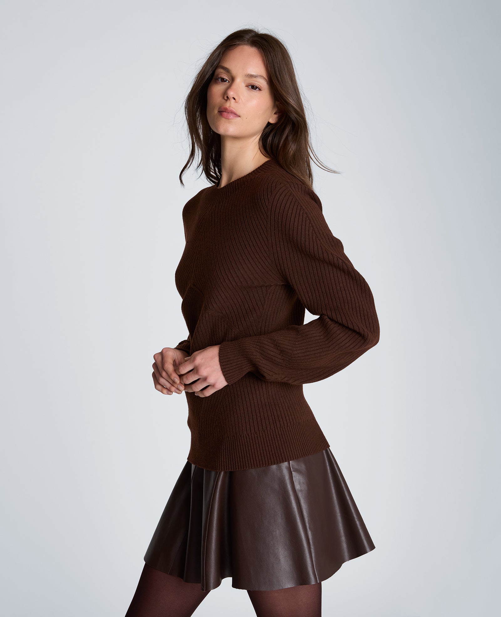 Kenneth Cole Reaction Clothing Mock Neck Seamless Traveling Ribbed Sweater maglia marrone XS-XL a coste