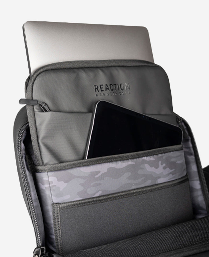 Kenneth Cole Reaction Luggage Ryder Backpack zaino nero porta laptop