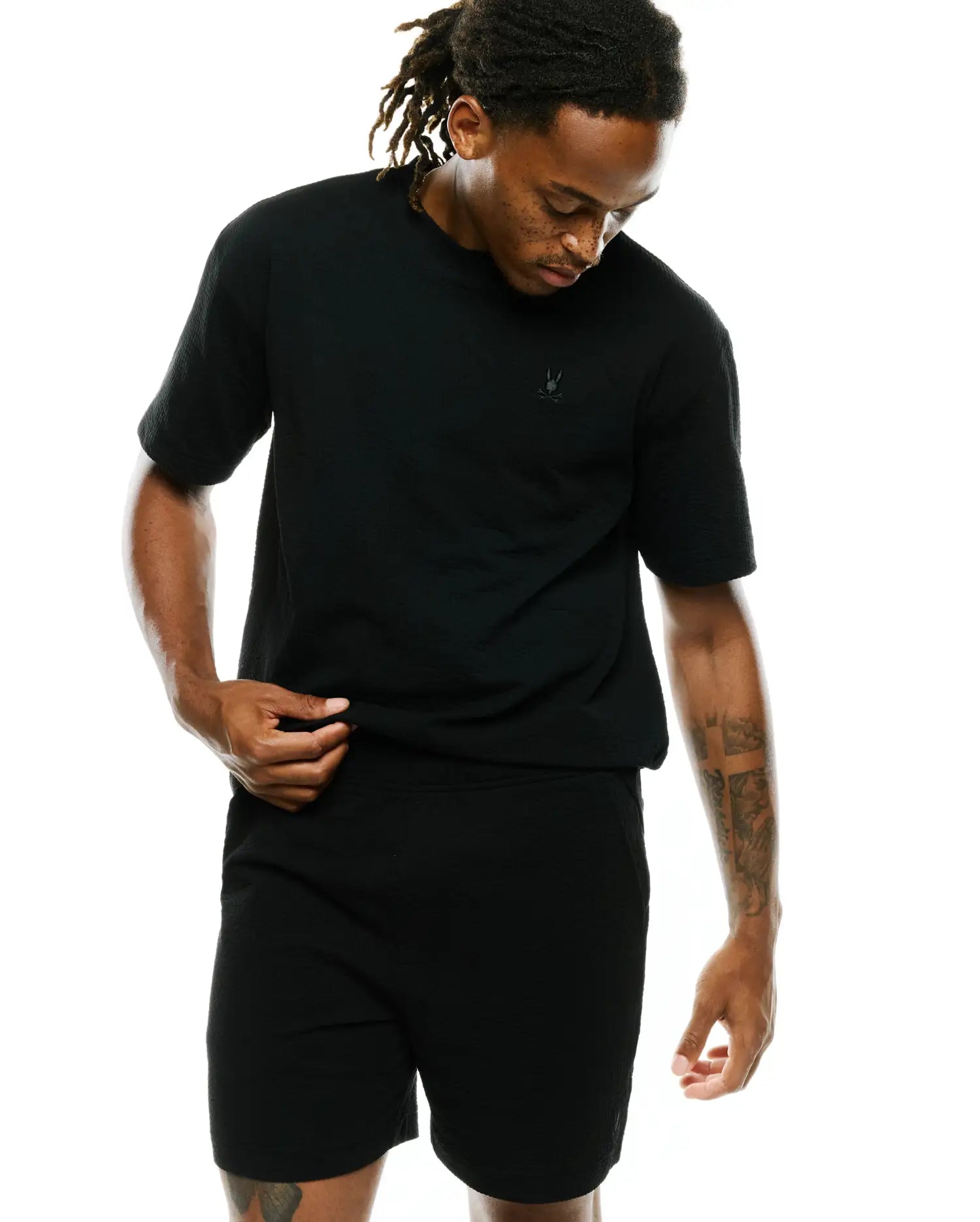 Psycho Bunny Men's Tees MENS ARLEN OVERSIZED SEERSUCKER TEE - MT0200638 t-shirt nera seersucker