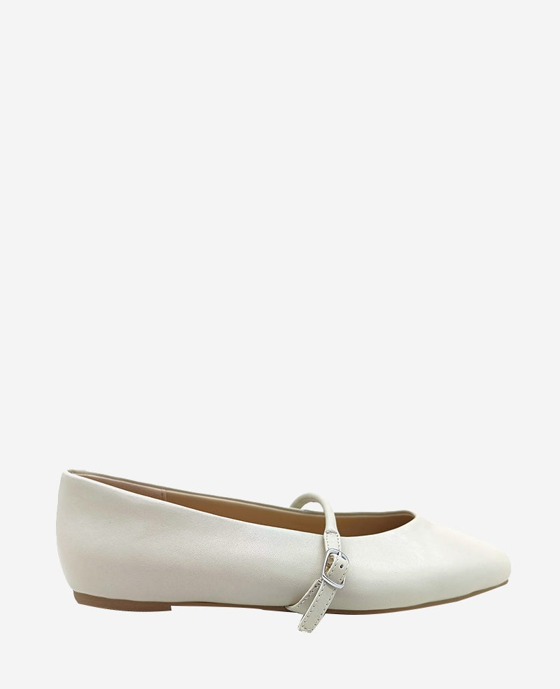 Kenneth Cole Reaction Shoes Magnolia ballerine in pelle ecru