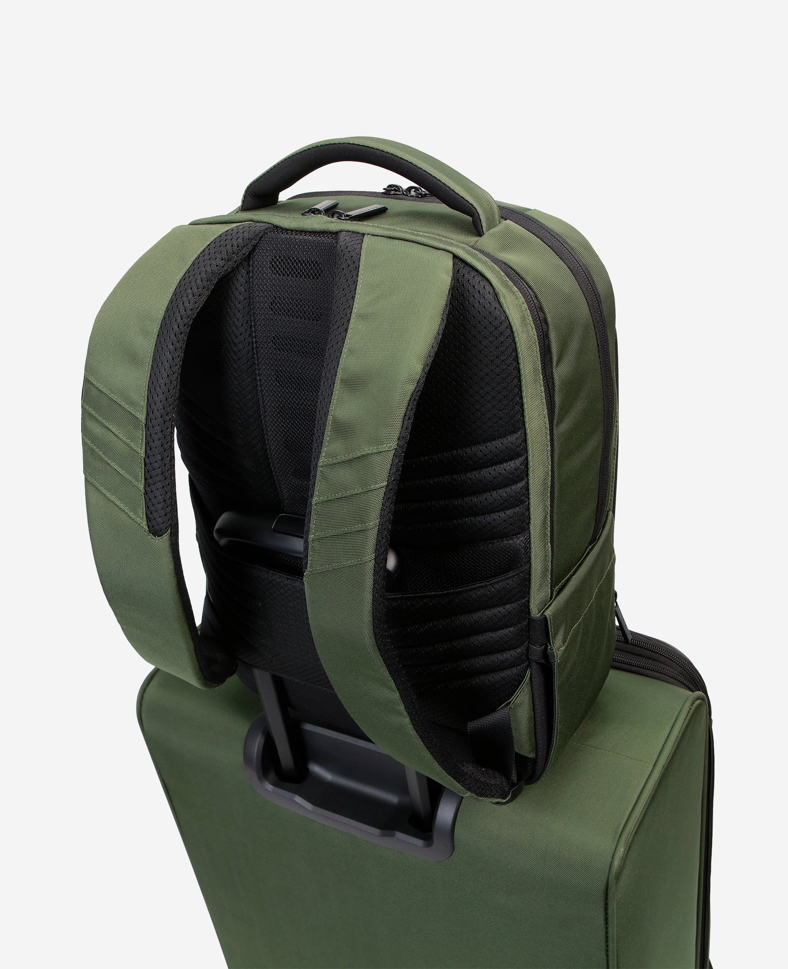 Kenneth Cole Reaction Luggage Venturer zaino oliva – tasca imbottita per laptop