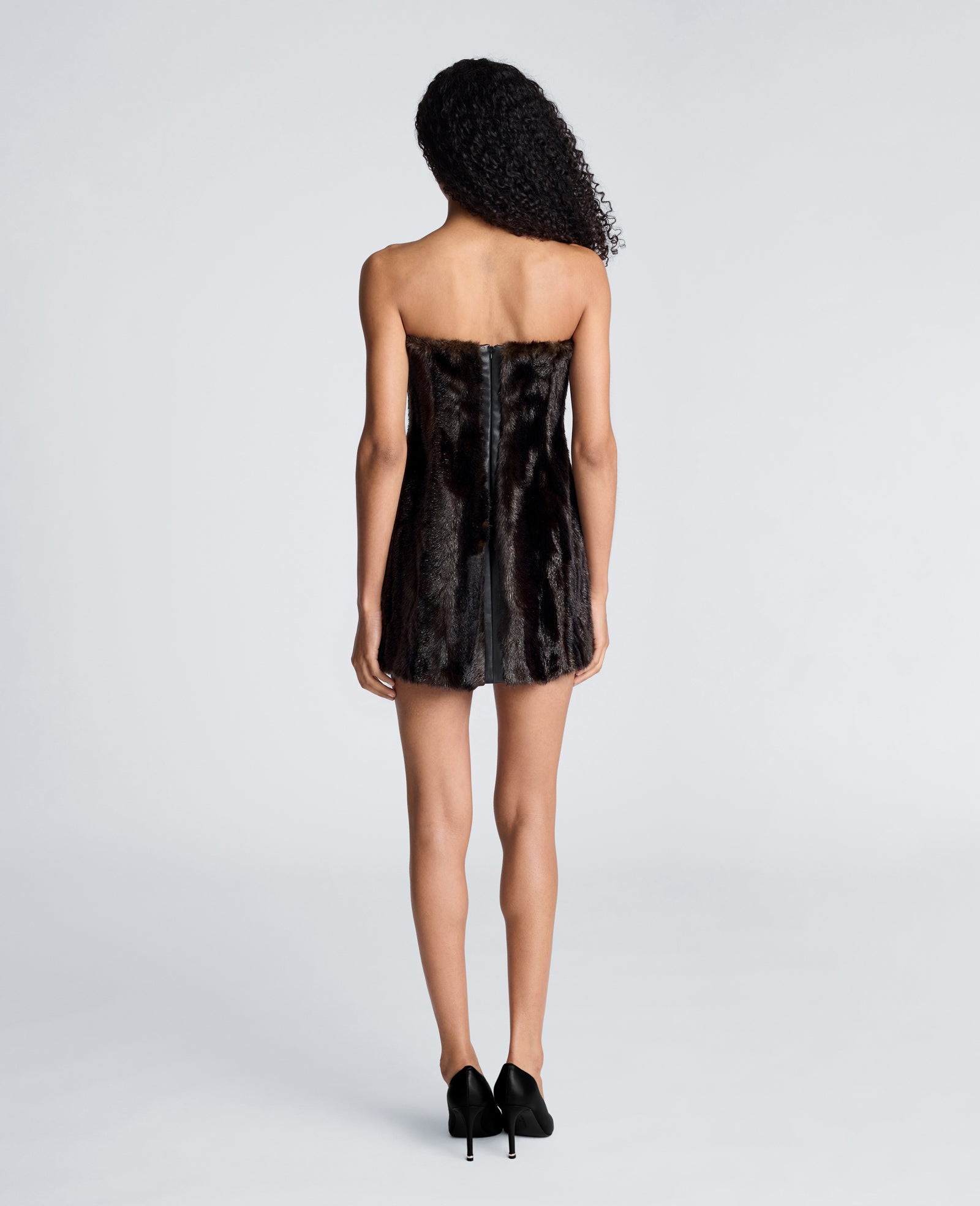 Kenneth Cole Reaction Clothing Strapless Faux Fur Mini Dress abito mini color mink