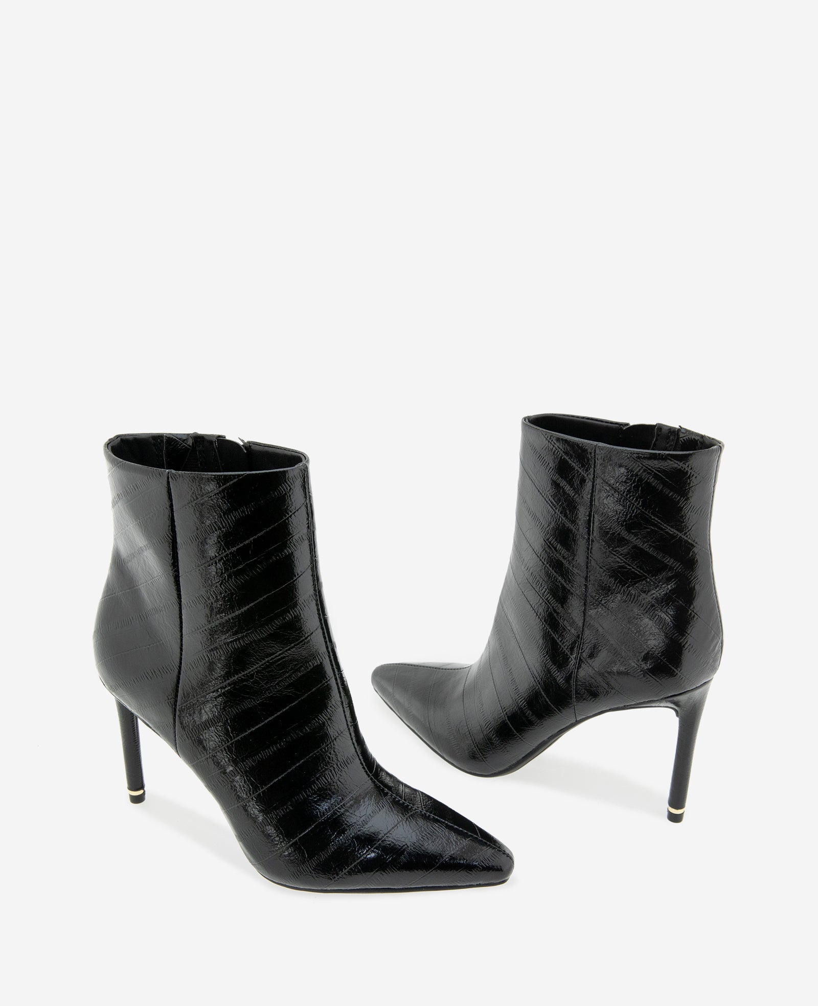 Kenneth Cole Reaction Shoes Quincy Embossed Eel Heel Ankle Bootie stivaletti neri tacco in pelle