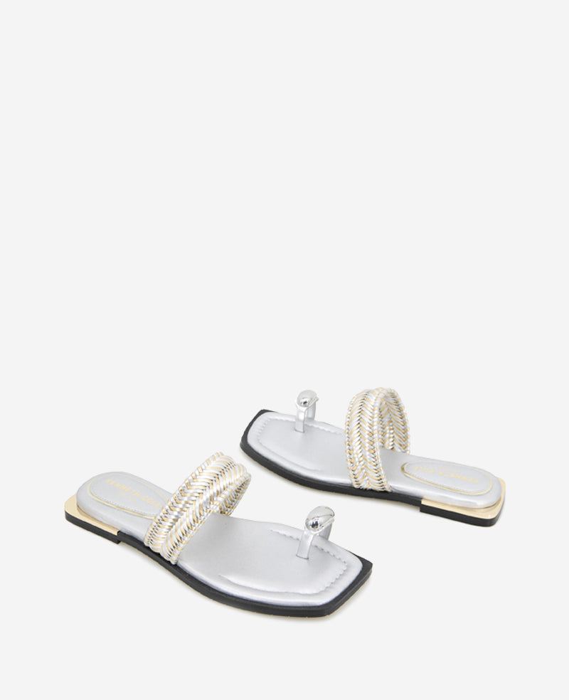 Kenneth Cole Reaction Shoes Andarna Metallic Woven Toe Ring Sandal sandali argento oro