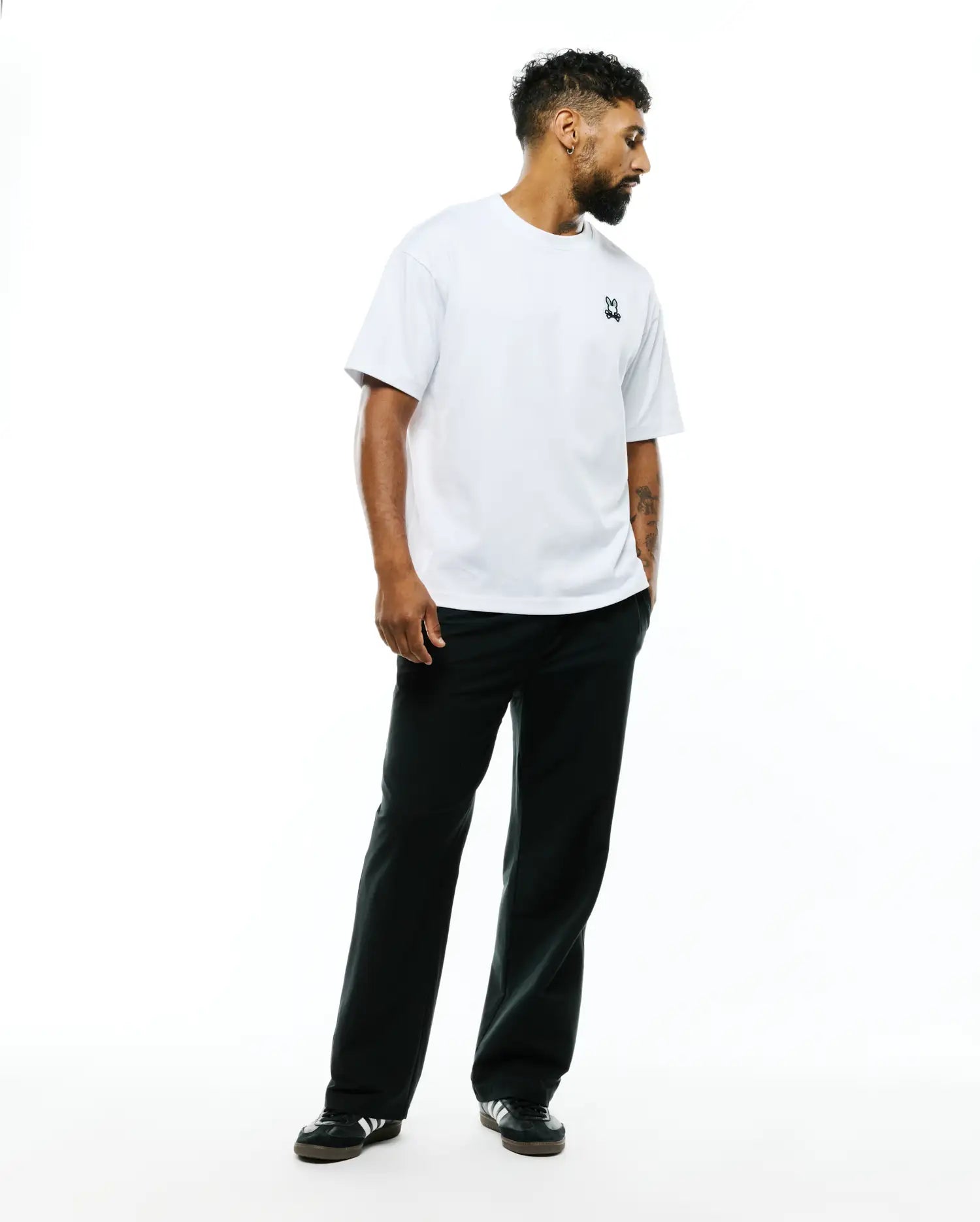 Psycho Bunny Men's Tees Jaydon Pima Cotton Oversized-Fit Tee maglietta bianca in cotone Pima