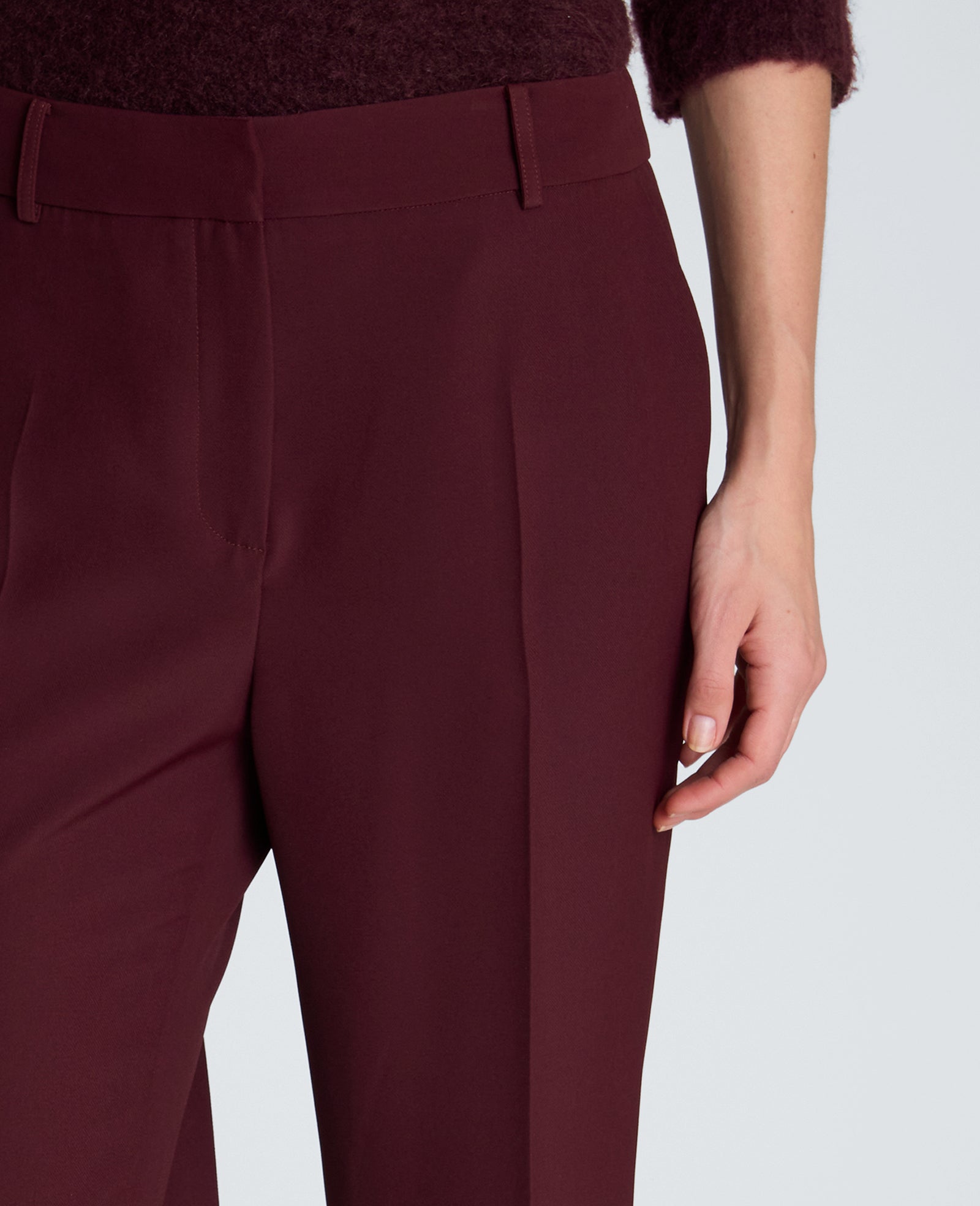 Kenneth Cole Reaction Clothing Fly Front Mid Rise Flare Pant pantaloni svasati rosso twill
