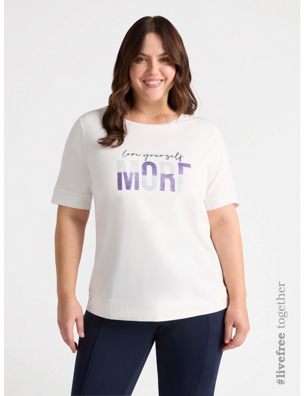 Fiorella Rubino Top e t-shirt T-shirt con scritta e fiocco