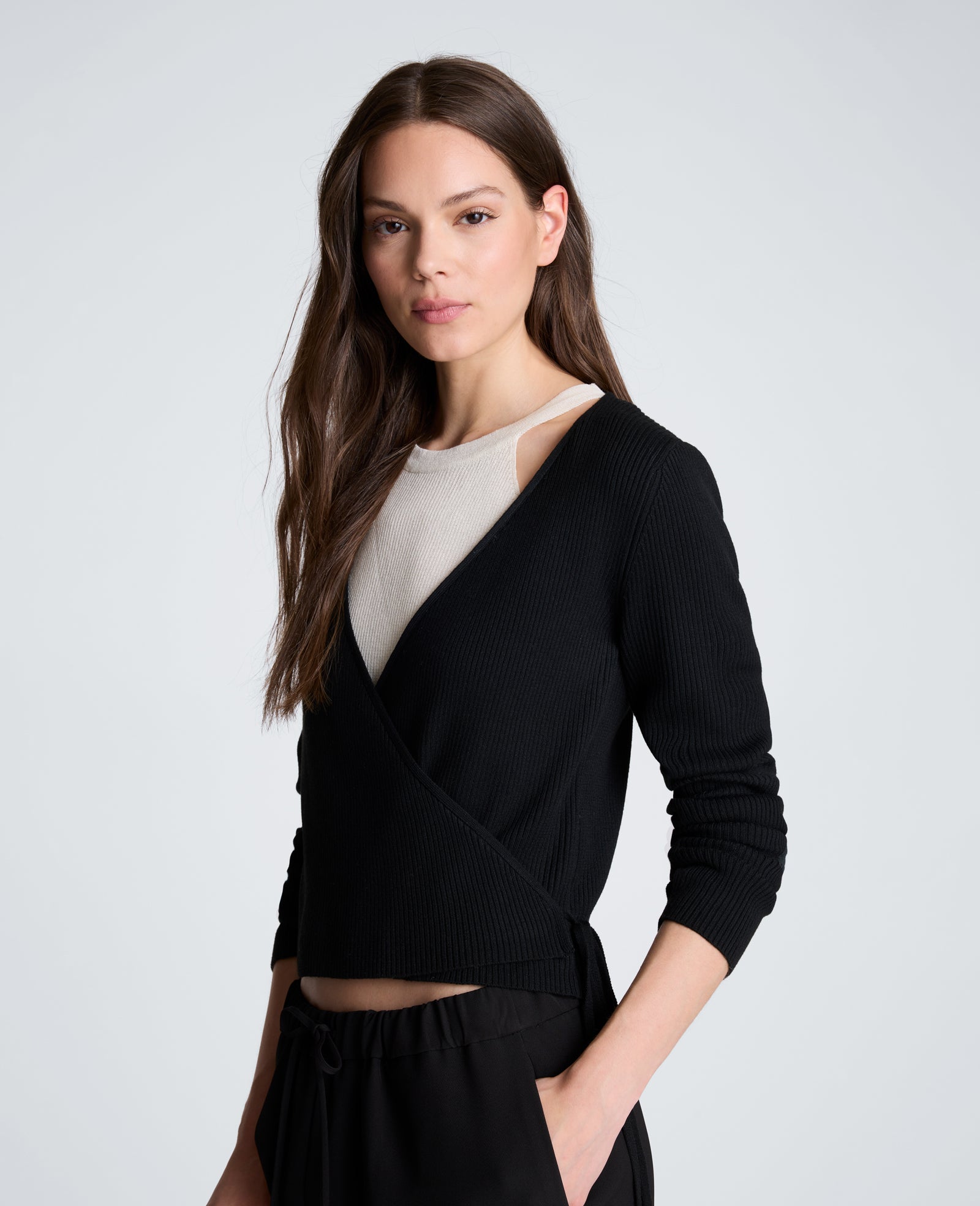 Kenneth Cole Reaction Rib Halter Wrap Sweater maglia Black/Oyster
