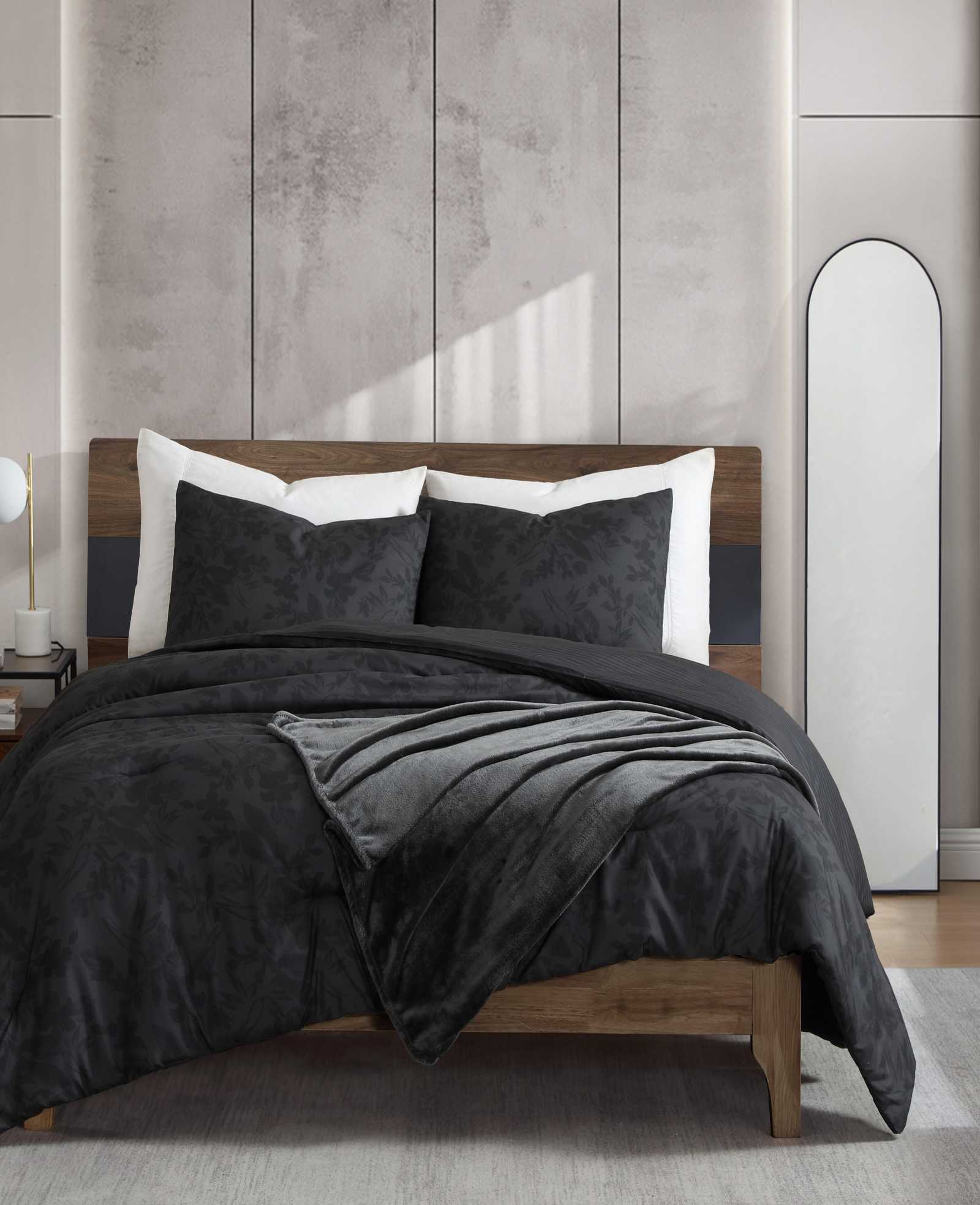 Kenneth Cole Reaction Home & Bedding Silhouette Floral Comforter + Sham Set set piumino antracite