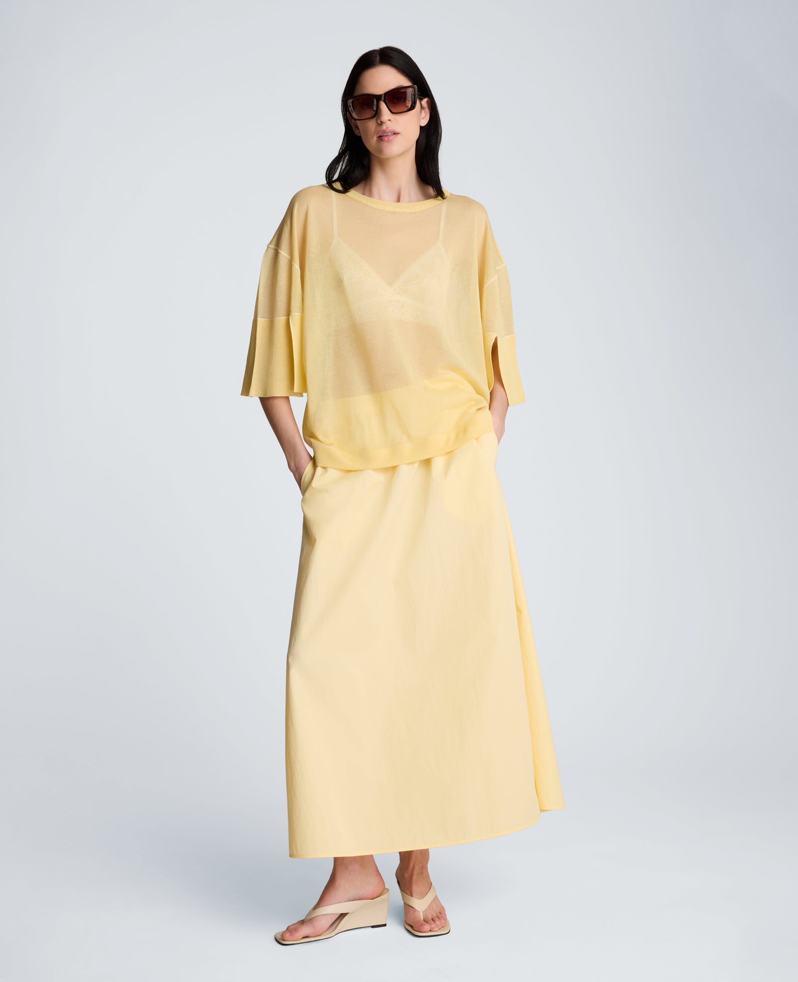 Kenneth Cole Reaction Clothing Semi Sheer Crew Neck with Slit Sleeves maglia gialla