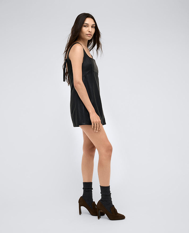 Kenneth Cole Reaction Clothing Leather Open Back Strap Shift Dress abito nero in pelle